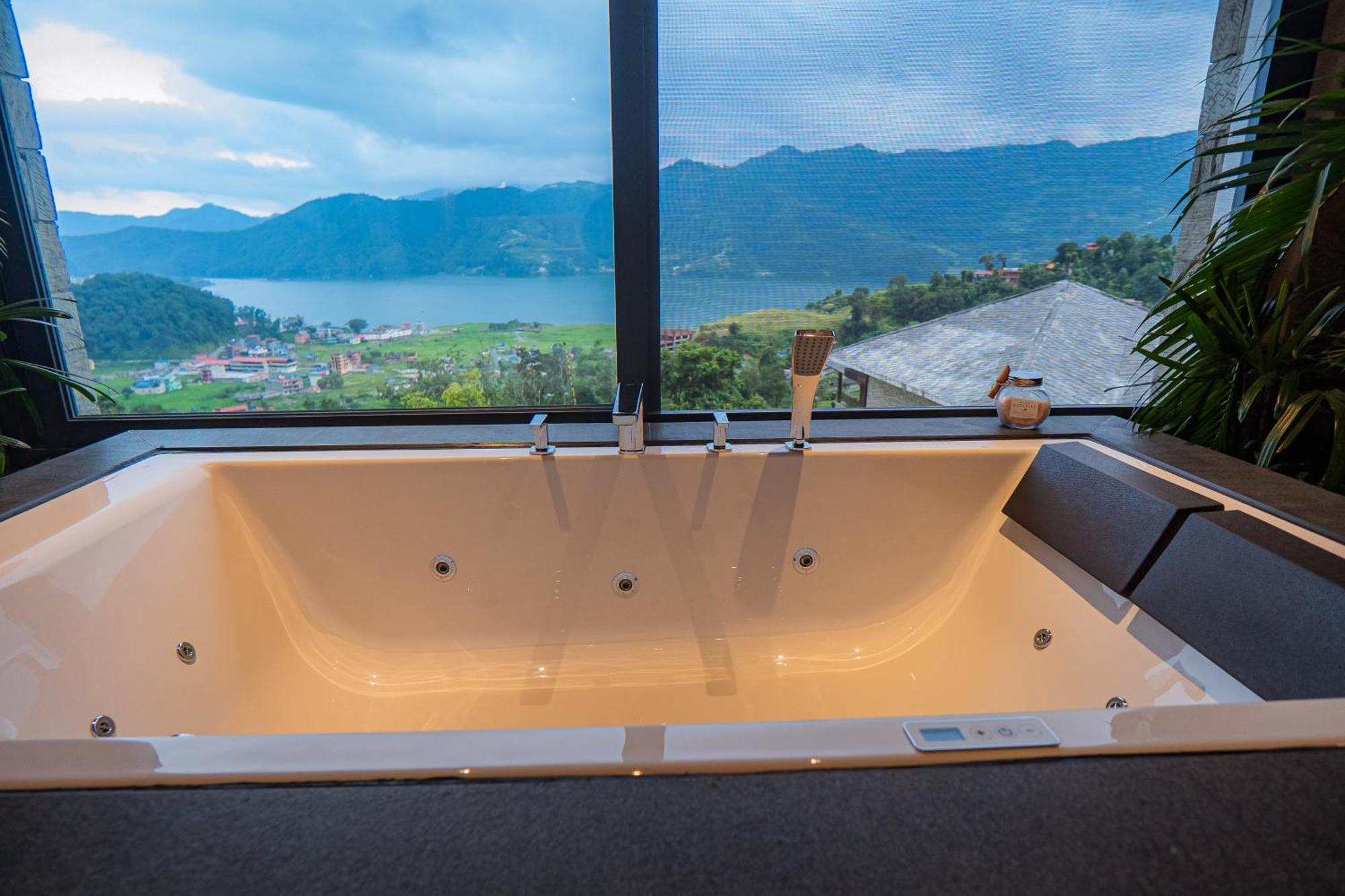 Dorje'S Resort And Spa Pokhara Luaran gambar